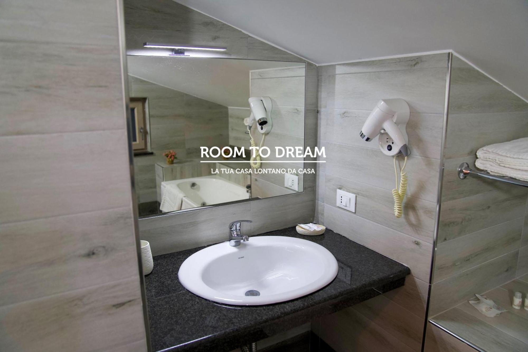 Room To Dream San Valentino Torio Exterior photo