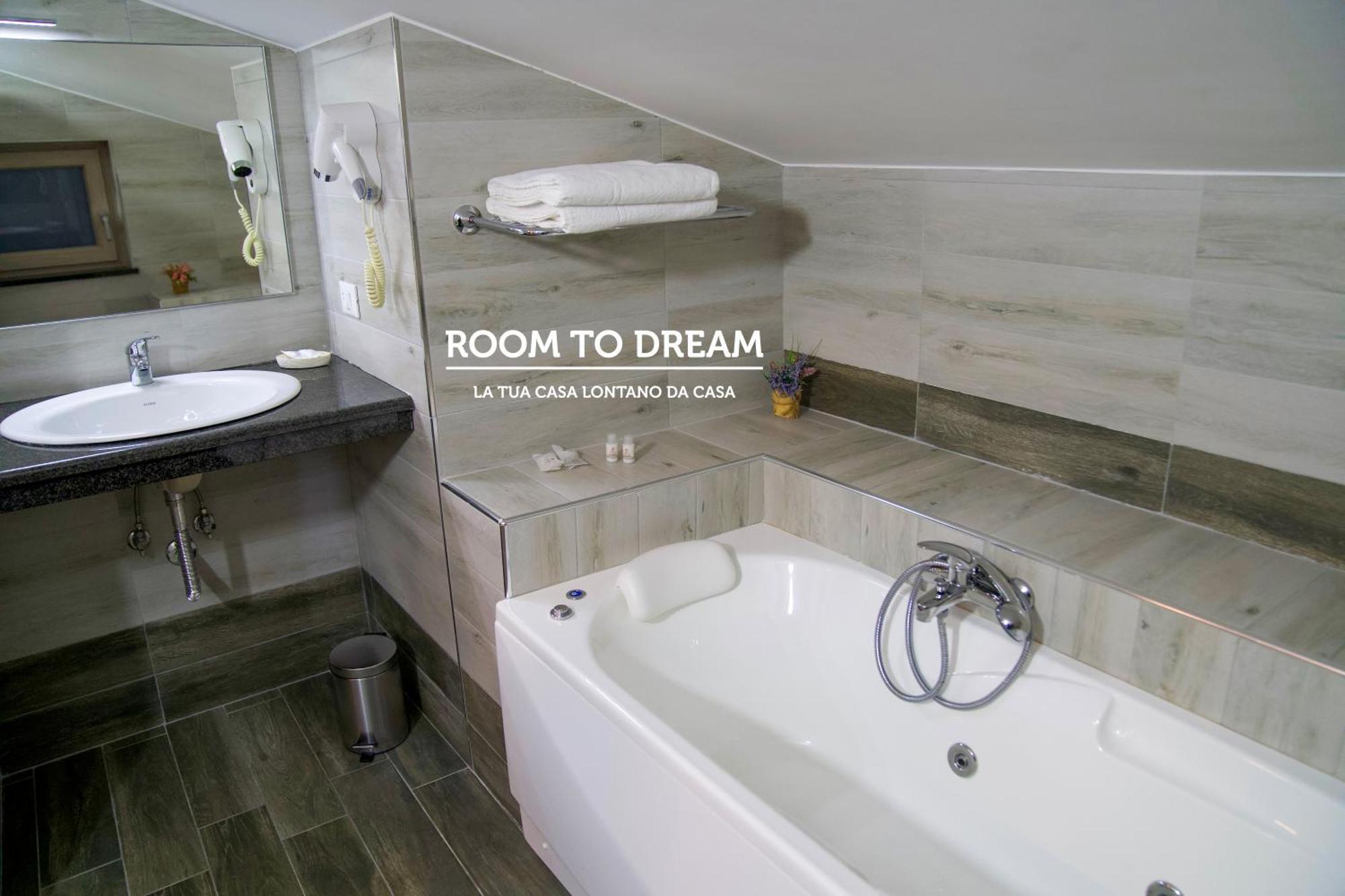 Room To Dream San Valentino Torio Exterior photo
